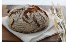 Round farm bread