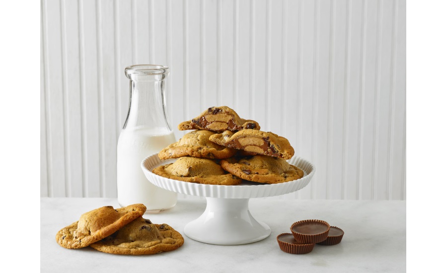 Soft Baked Cookies - Peanut Butter with Reese's PB Cups 8 ct – Monkeyjack  Trading Company