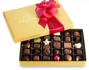 36 Piece Valentines Day Gold Ballotin Godiva